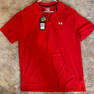 UA red heat gear polo